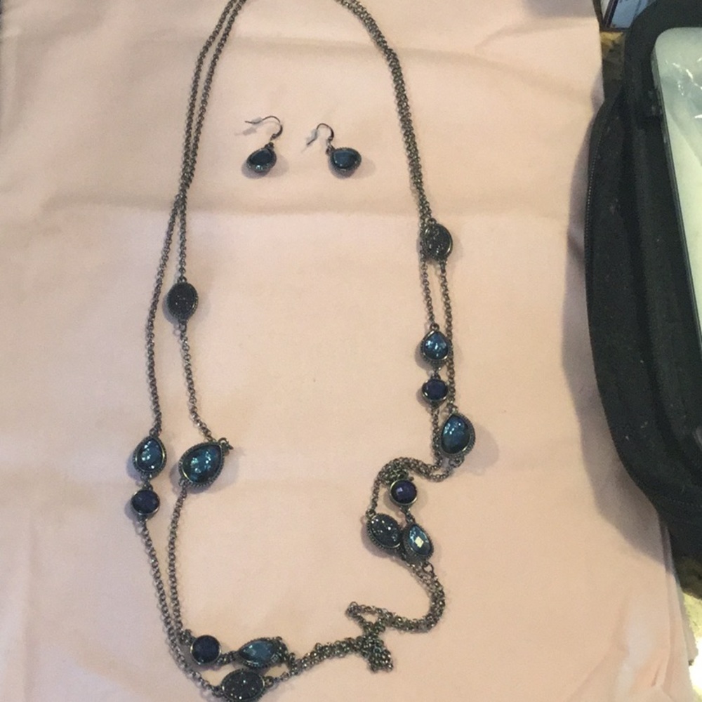 Black Silvertone Necklace and Matching Earrings